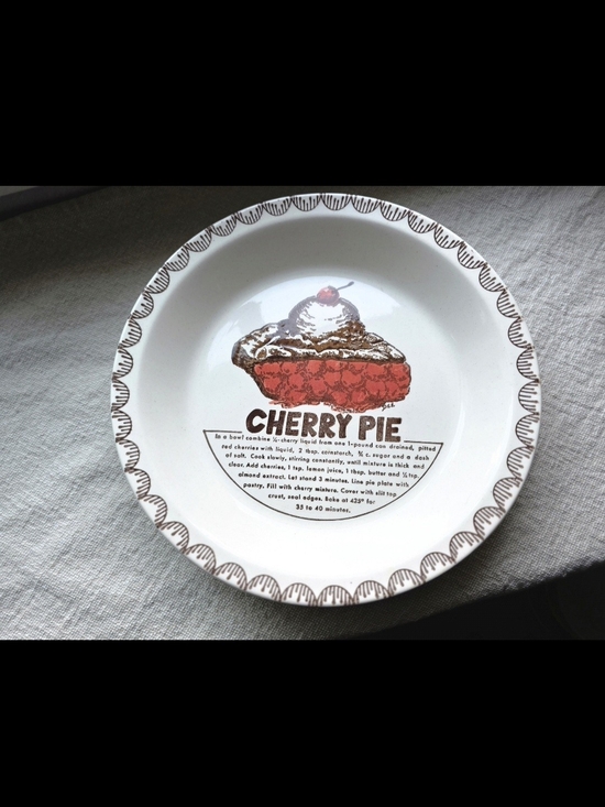 Other - 🍒🥧Vintage 1970s/1980s Ceramic Cherry Pie Recipe Baking Dish